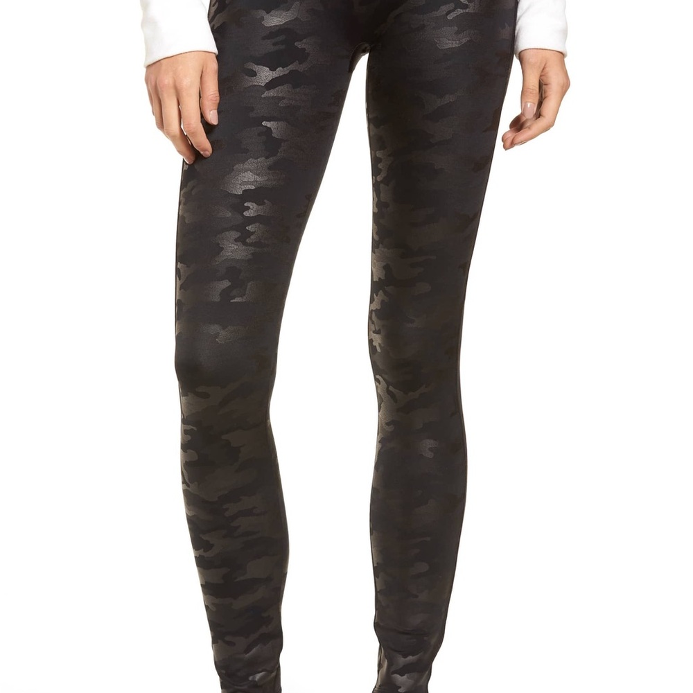 Spanx Women's Black Camouflage Leggings